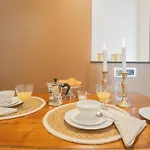 Viavi Apartment *