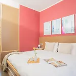 Viavi Apartment Como