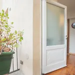 Viavi Apartment