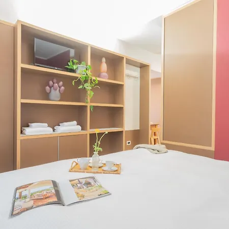 Viavi By Rent * Como